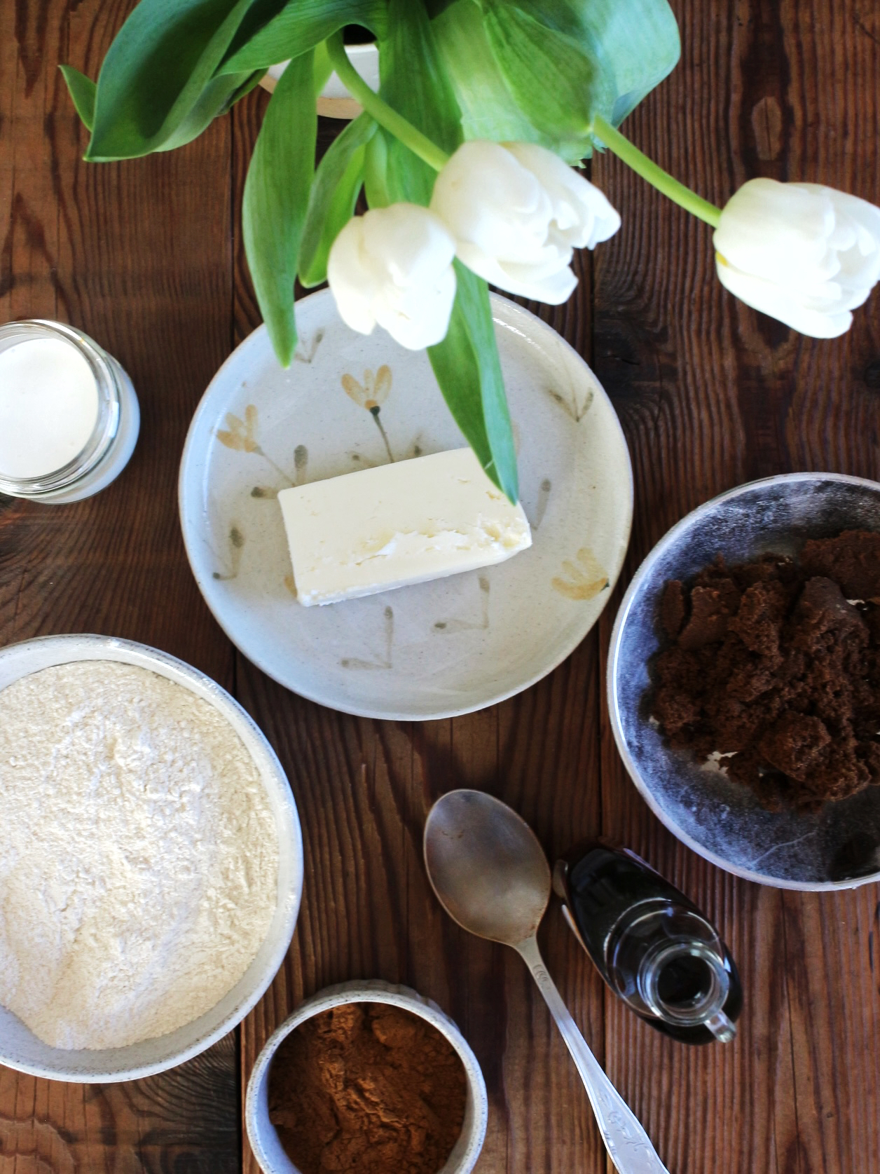 ingredienti per biscotti speziati
